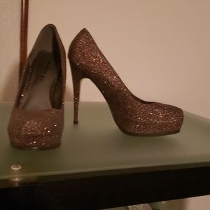 Glitter pumps